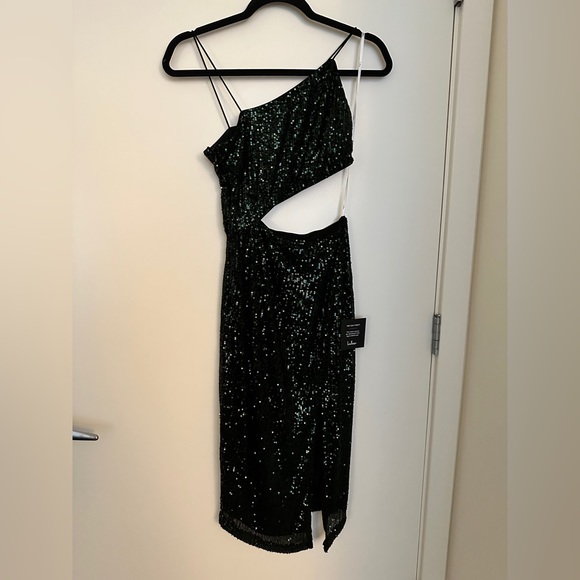 Shining Moment Green Sequin Asymmetrical Cutout Midi Dress - Picture 3 of 4